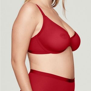 CUUP The Plunge: 32B Cerise Red NWT